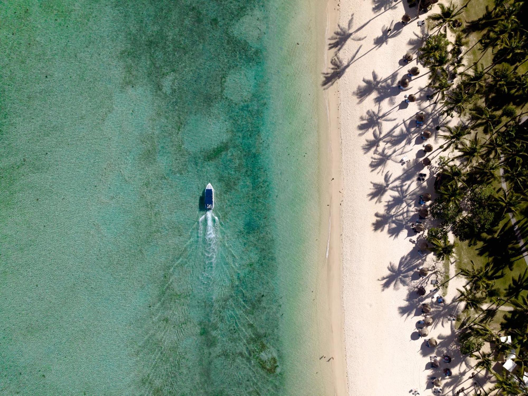 La Pirogue Mauritius Resort 4*
